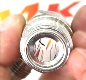 斯曼克磨粒流去毛刺機(jī)適用于：高速噴射拋光,曲面拋光,異型孔拋光,軸承拋光,齒輪去毛刺,沖壓件去毛刺,小零件去毛刺拋光,交叉孔去毛刺,缸體去毛刺,研磨去毛刺,鑄鋁件去毛刺