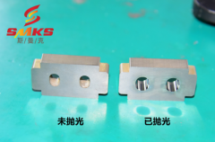 模具內孔拋光咋辦？磨粒流拋光機完敗人工