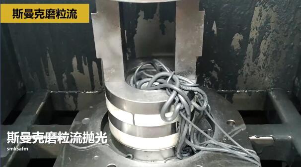 磨粒流對航空3D打印件拋光，切開看效果！